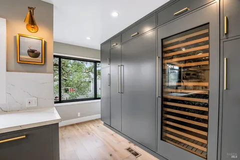 $2,700,000 | 350 Deer Hollow Drive, Napa, CA 94558