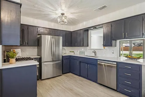 $265,000 | 312 East Hampton Road, Crowley, TX 76036
