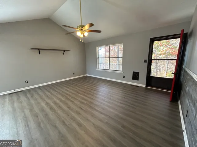 $1,795 | 3544 Lakeview Drive, Gainesville, GA 30501