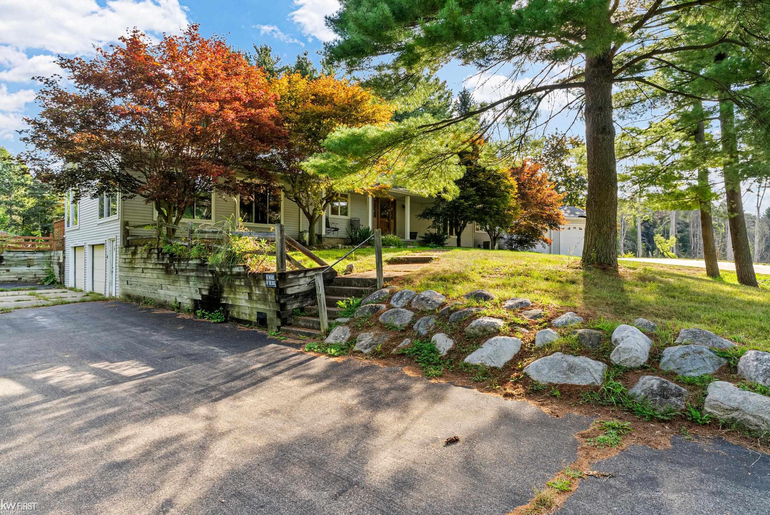1061 Rose Center Road Fenton, MI 48430 - Photo 49 of 66