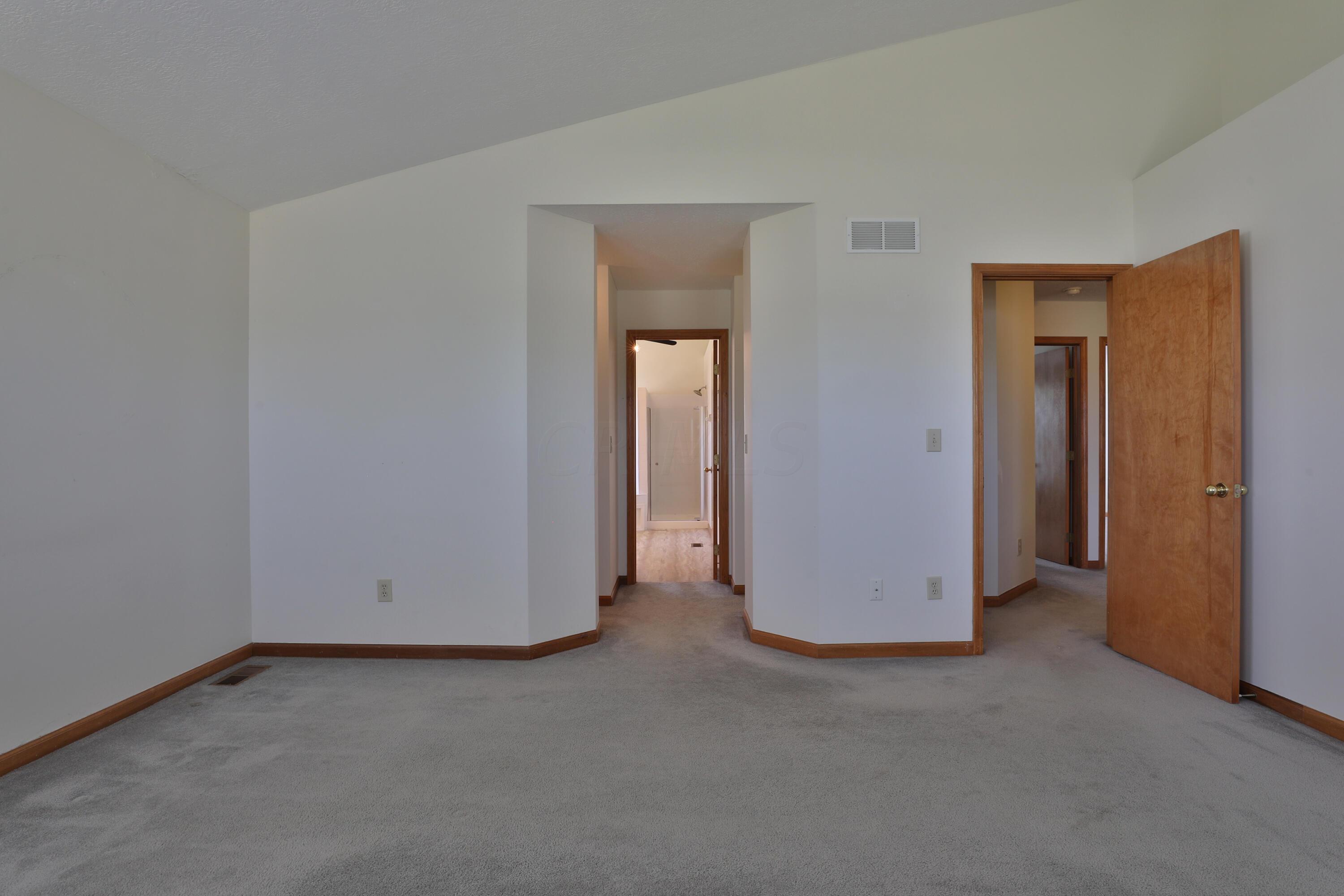 5958 Rings Road Dublin, OH 43016 - Photo 35 of 50 5958-Rings-36