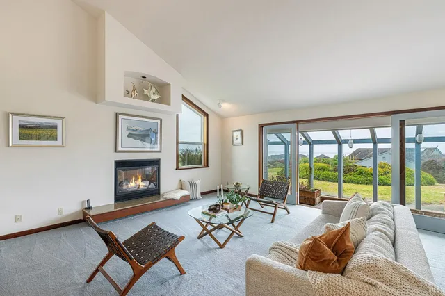 $1,699,000 | 2025 Dubloon Court, Bodega Bay, CA 94923