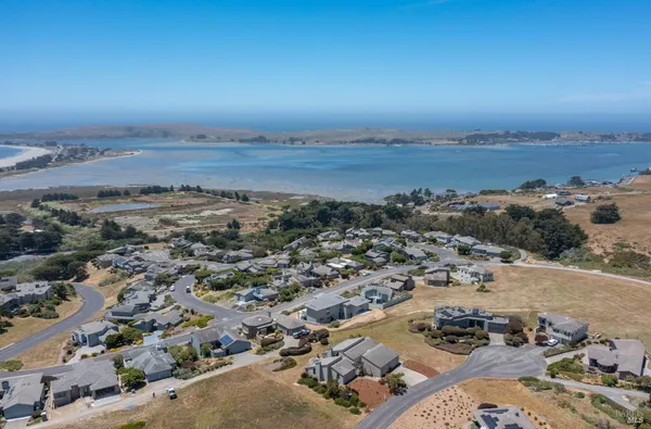 $1,649,000 | 2025 Dubloon Court, Bodega Bay, CA 94923