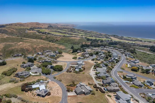 $1,649,000 | 2025 Dubloon Court, Bodega Bay, CA 94923
