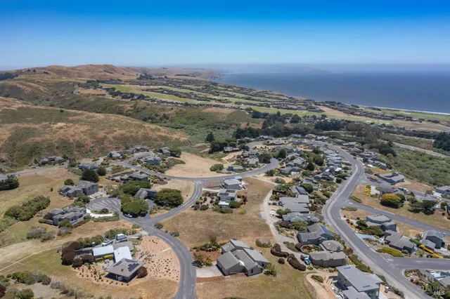 $1,699,000 | 2025 Dubloon Court, Bodega Bay, CA 94923