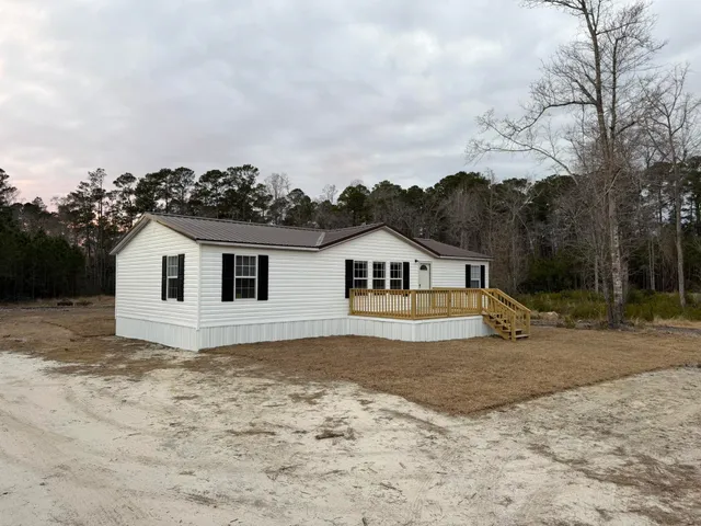 $249,900 | 118 Nell Court, Loris, SC 29569
