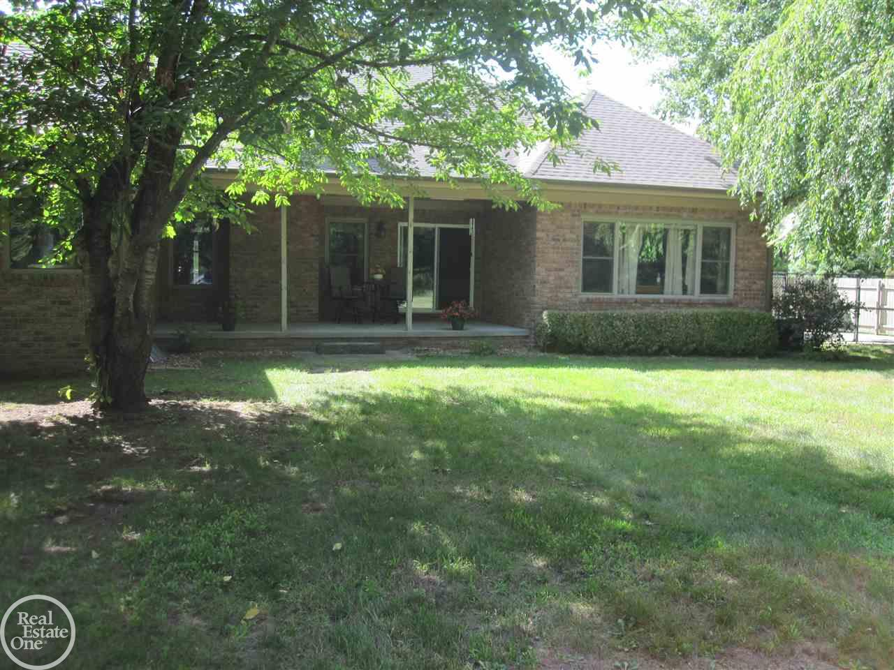 51172 Baker Road New Baltimore, MI 48047 - Photo 48 of 53 50019716-47.JPG