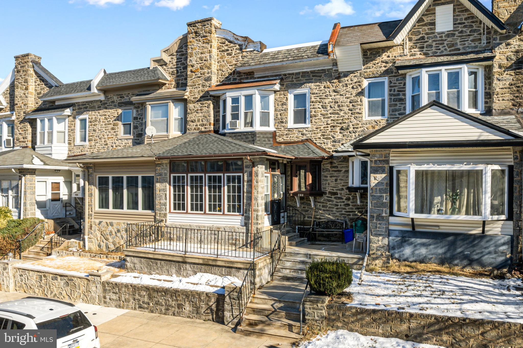925 Marlyn Road Philadelphia, PA 19151 - Photo 2 of 2