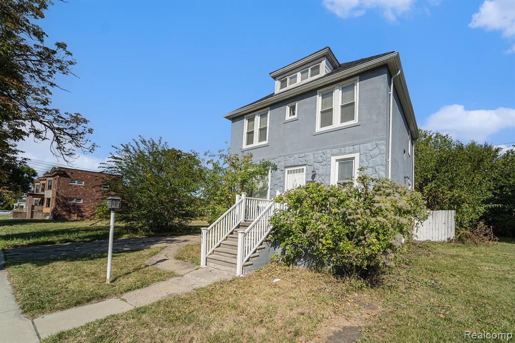 541 Alger Street Detroit, MI 48202 - Photo 4 of 23