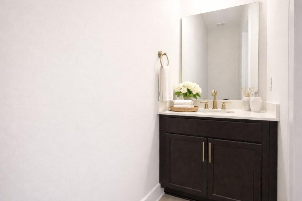 2475 Sycamore Road Northwest Atlanta, GA 30318 - Photo 14 of 24