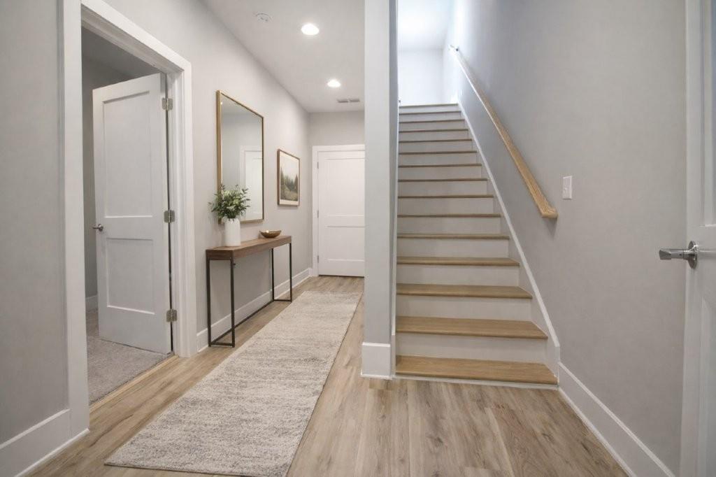 2475 Sycamore Road Northwest Atlanta, GA 30318 - Photo 2 of 24