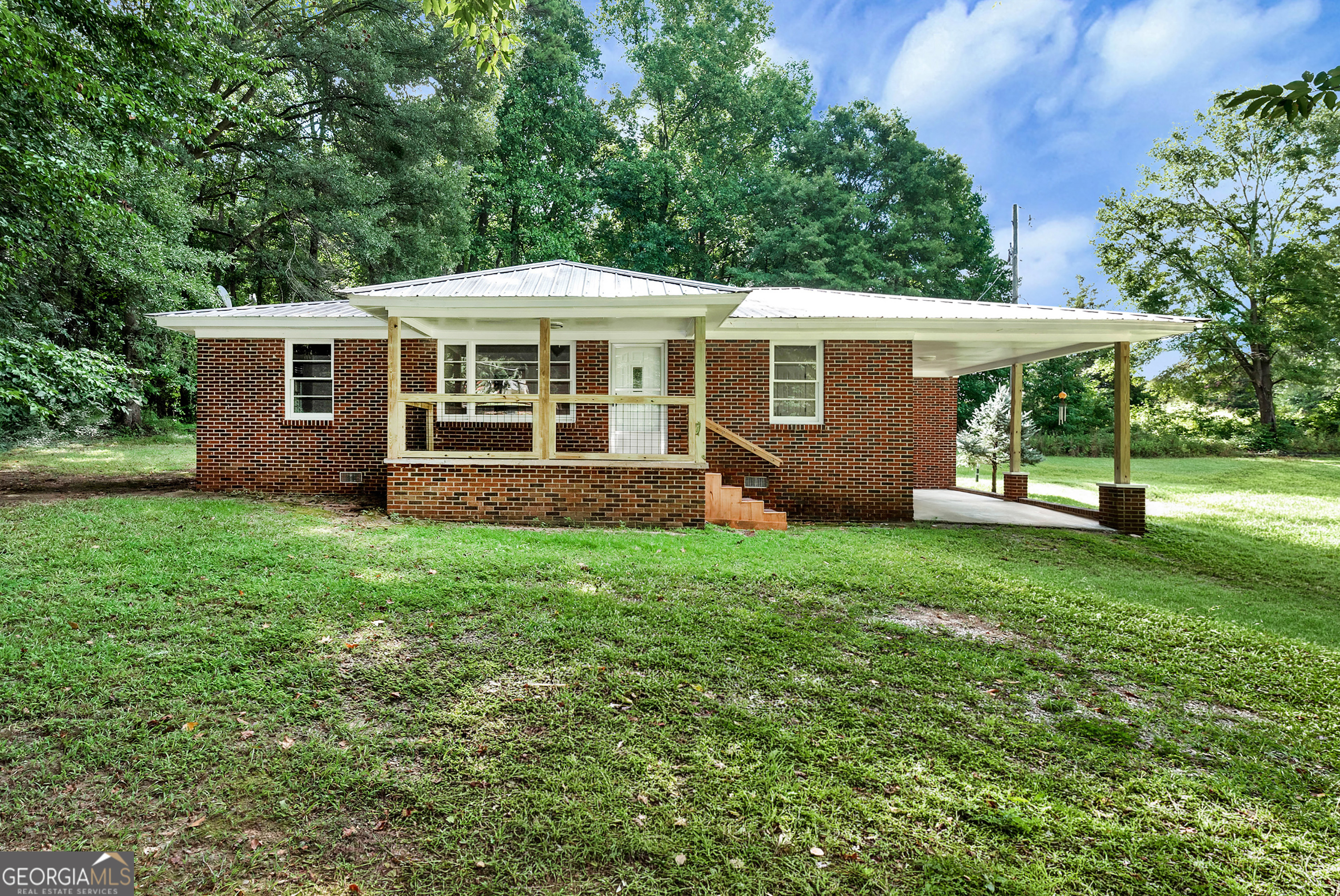 4188 Commerce Road Jefferson, GA 30549 - Photo 1 of 33 Gallery Image 1