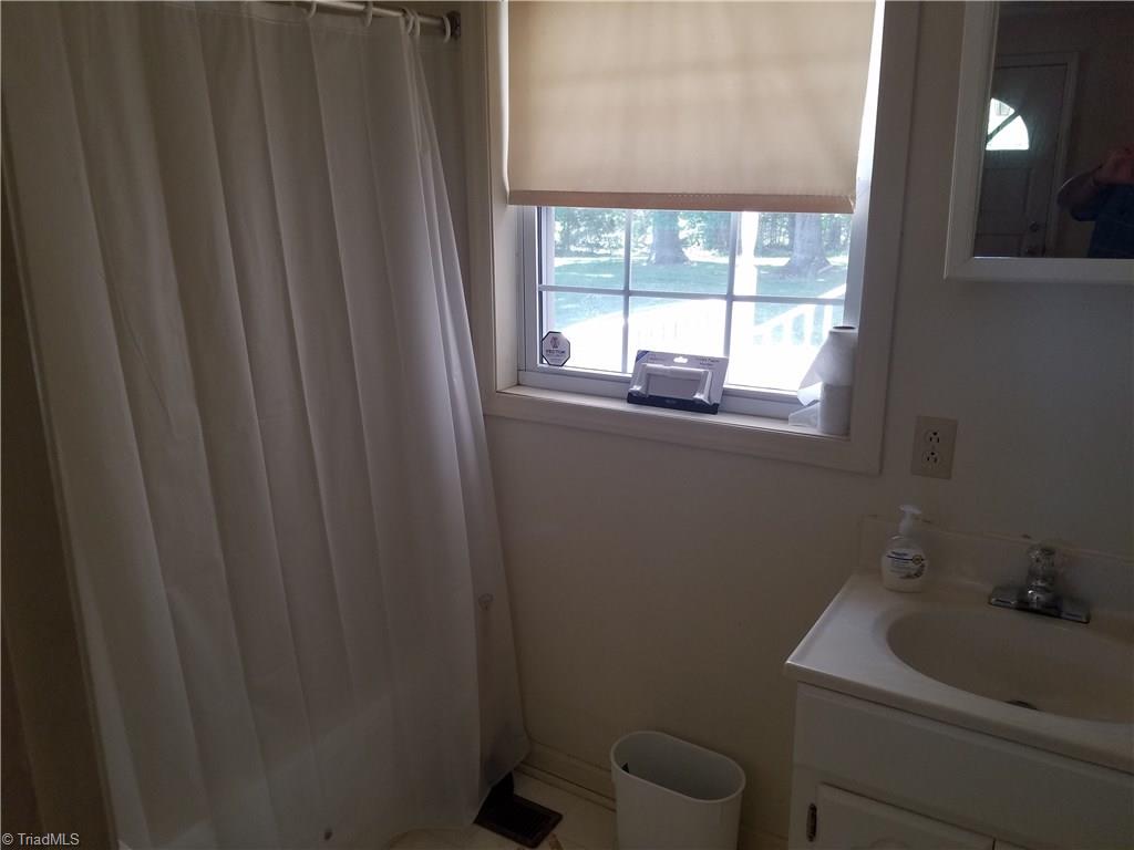 190 Richmond Road Ruffin, NC 27326 - Photo 9 of 18