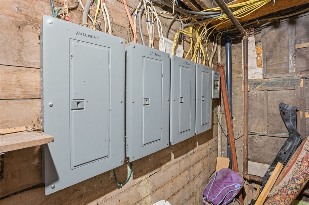 154 Perry Avenue Worcester, MA 01610 - Photo 31 of 34