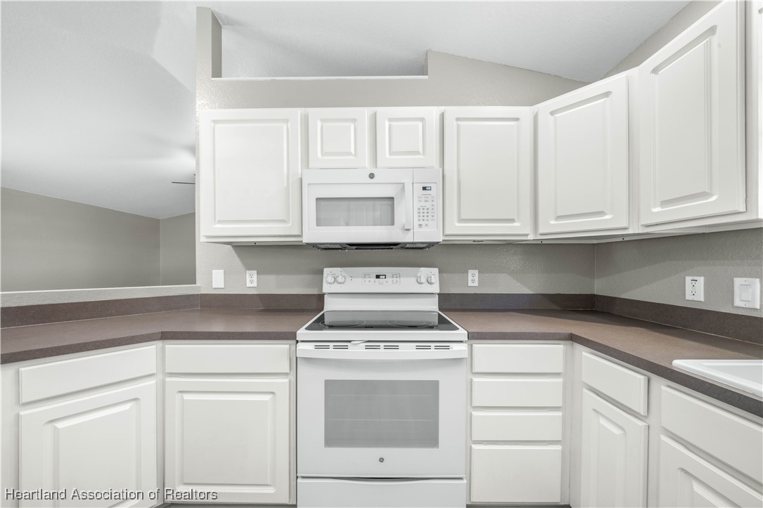 2913 Duffer Road Sebring, FL 33872 - Photo 15 of 48 Gallery Image 15