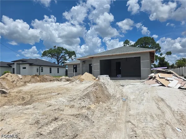 $549,900 | 1810 Northwest 20th Terrace, Cape Coral, FL 33993
