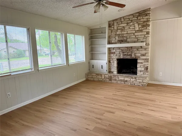 $1,695 | 610 Chisholm Valley Drive, Round Rock, TX 78681