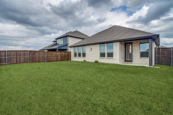 $2,300 | 7015 Hopper Court, Royse City, TX 75189