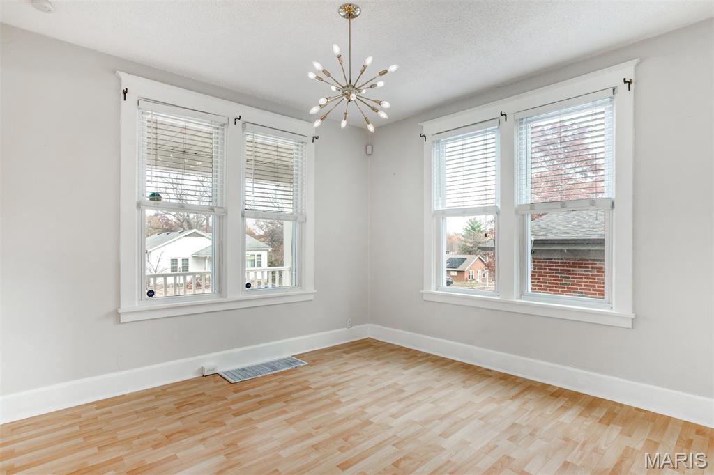 7716 Lovella Avenue Richmond Heights, MO 63117 - Photo 9 of 30