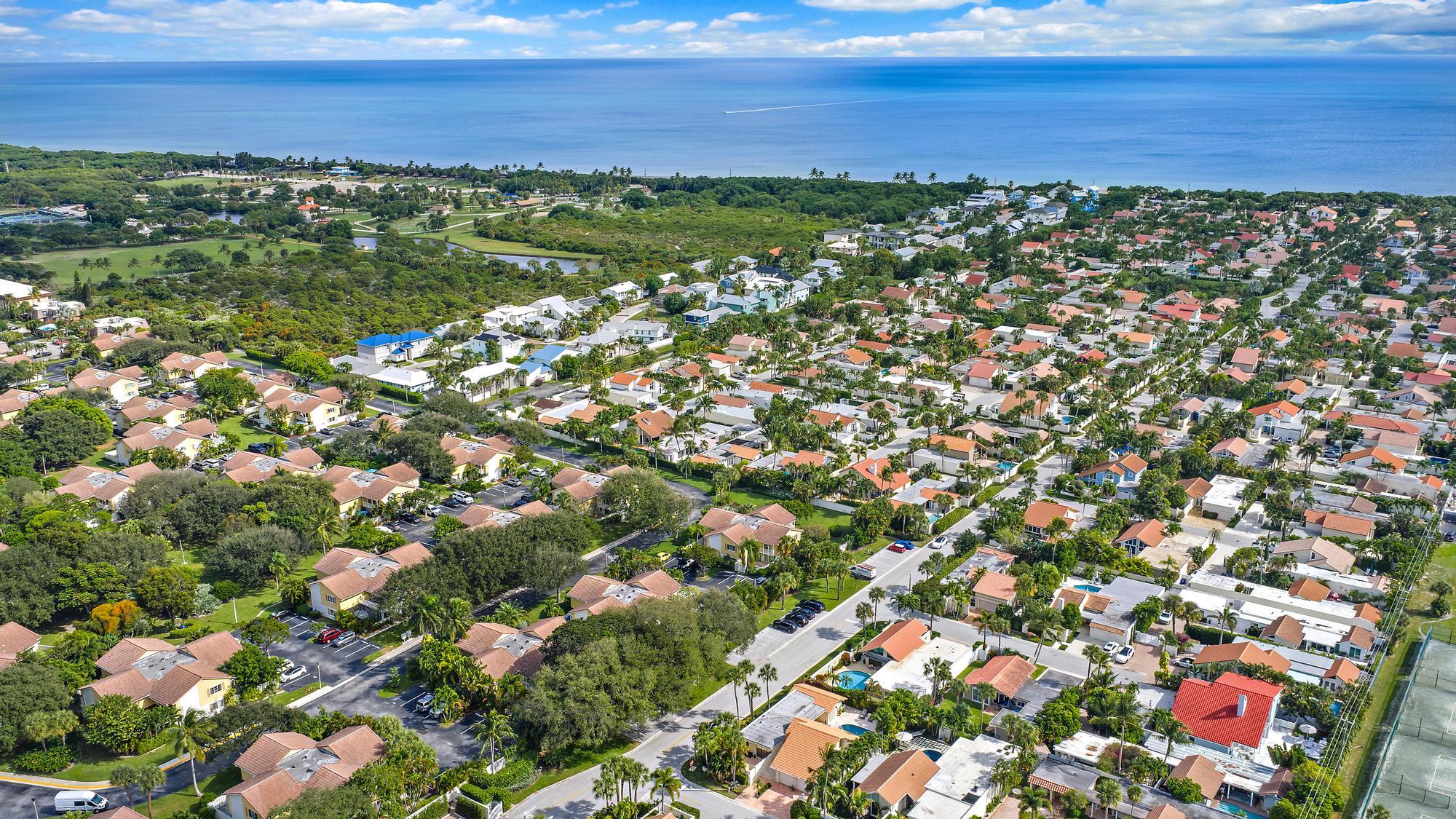 104 Sunfish Lane Jupiter, FL 33477 - Photo 37 of 38 104 Sunfish Ln-45