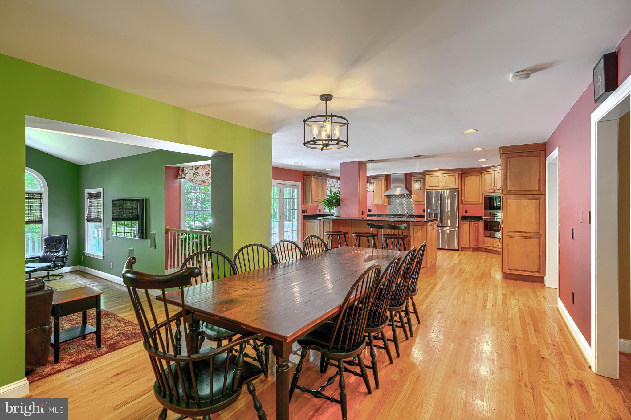 13908 Foxland Road Phoenix, MD 21131 - Photo 12 of 49 Large eat in Kitchen off family room and den