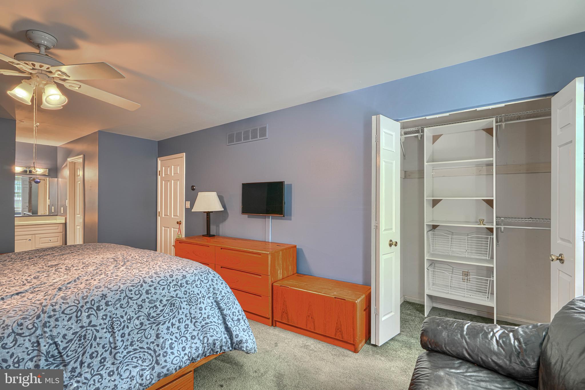 13908 Foxland Road Phoenix, MD 21131 - Photo 22 of 49 Primary bedroom