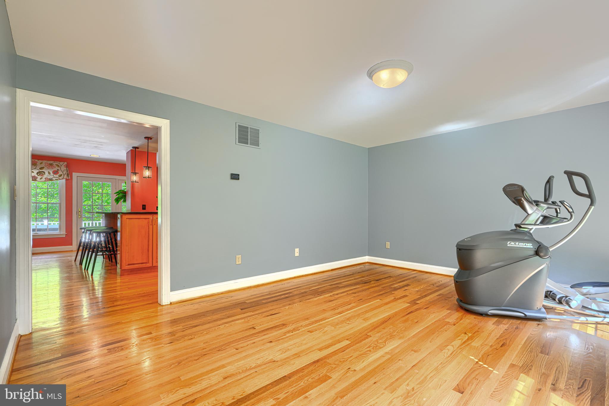13908 Foxland Road Phoenix, MD 21131 - Photo 4 of 49 Dining Room
