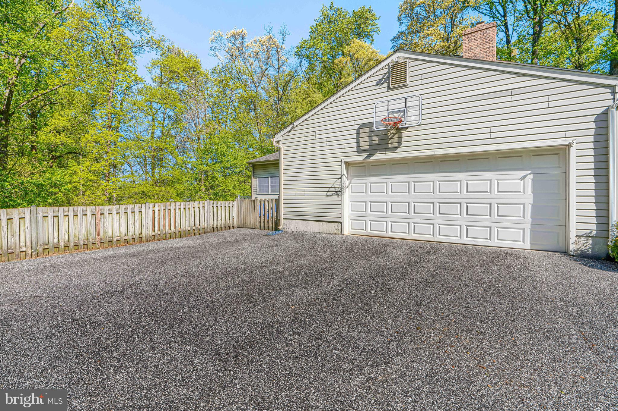 13908 Foxland Road Phoenix, MD 21131 - Photo 49 of 49 Large 2 car garage