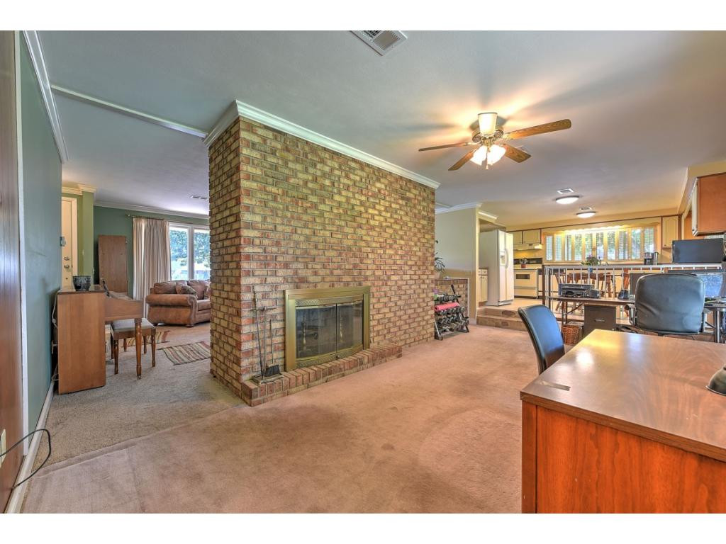 2136 Heatherly Road Kingsport, TN 37660 - Photo 15 of 34 Photo 15