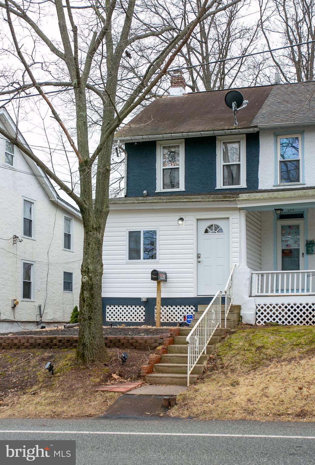 642 New Street Spring City, PA 19475 - Photo 2 of 24