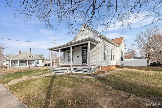 $169,900 | 316 North St Louis Street, Sparta, IL 62286