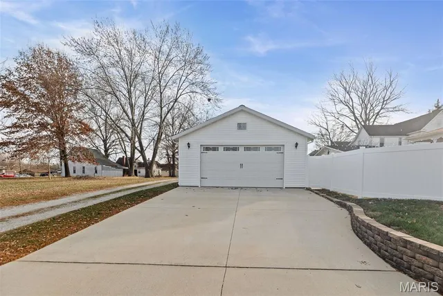 $169,900 | 316 North St Louis Street, Sparta, IL 62286