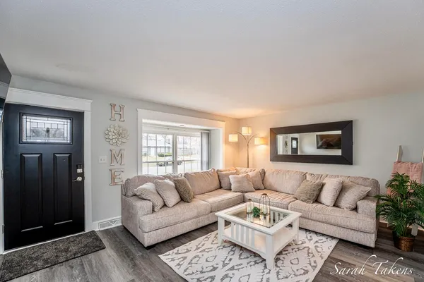 $359,000 | 3766 Parkland Avenue Southwest, Wyoming, MI 49509