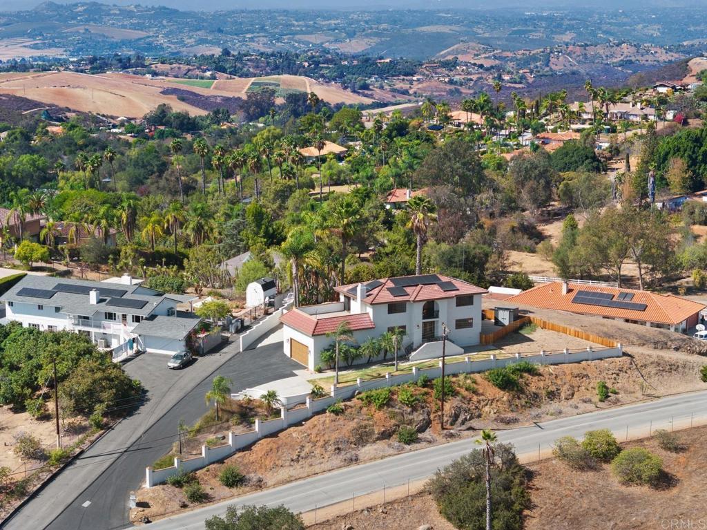 1820 Elevado Road Vista, CA 92084 - Photo 3 of 39 Gallery Image 3