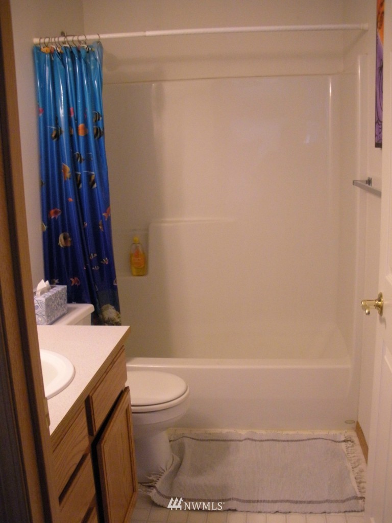 18411 Brandywine Court Southwest Rochester, WA 98579 - Photo 6 of 13