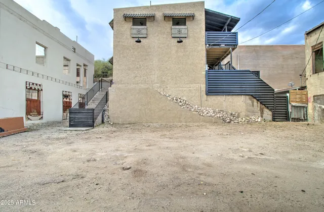 a view of entryway and hall