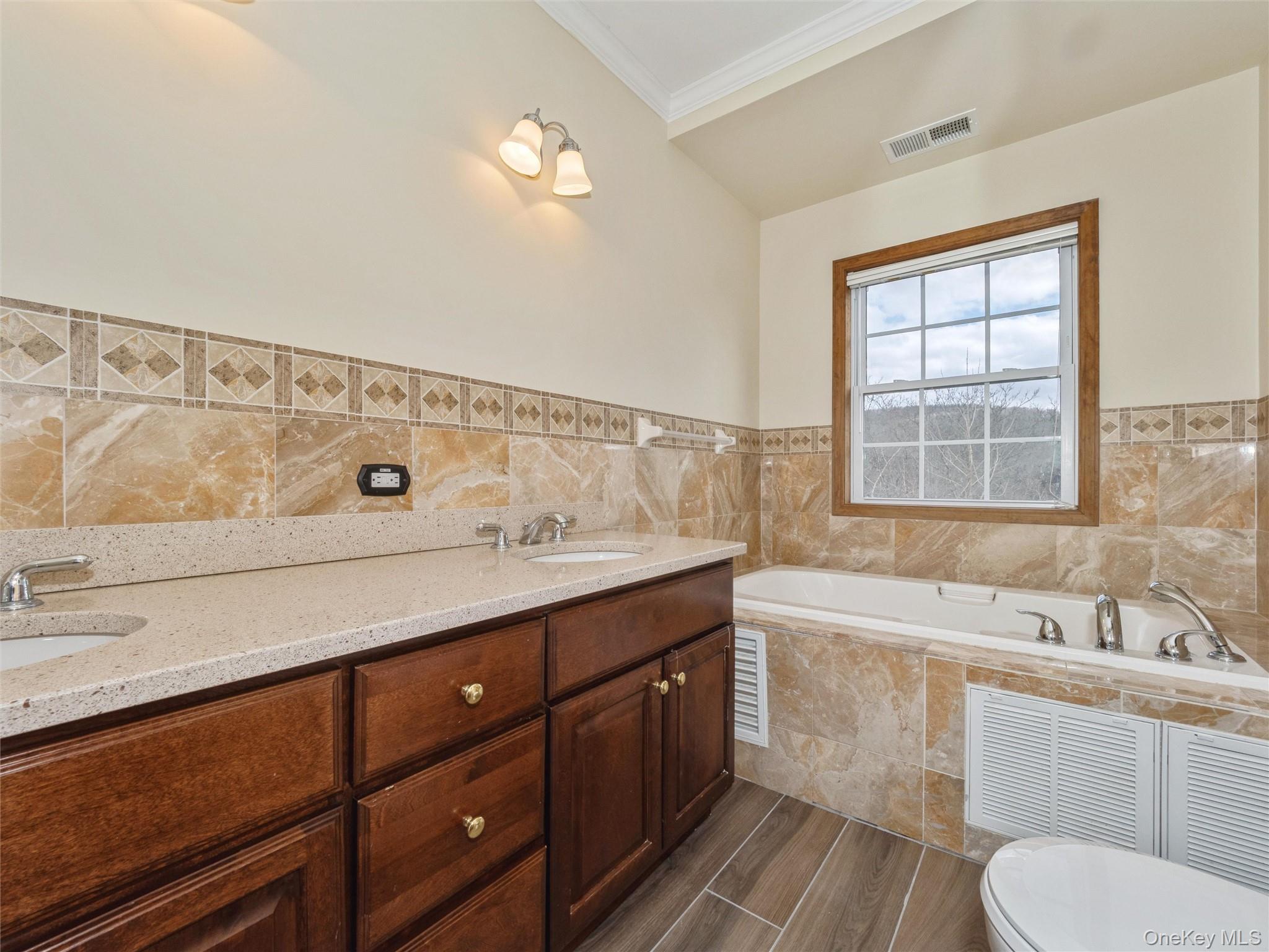 43 Aveonis Court Fishkill, NY 12524 - Photo 19 of 37 Primary Bath with double sink