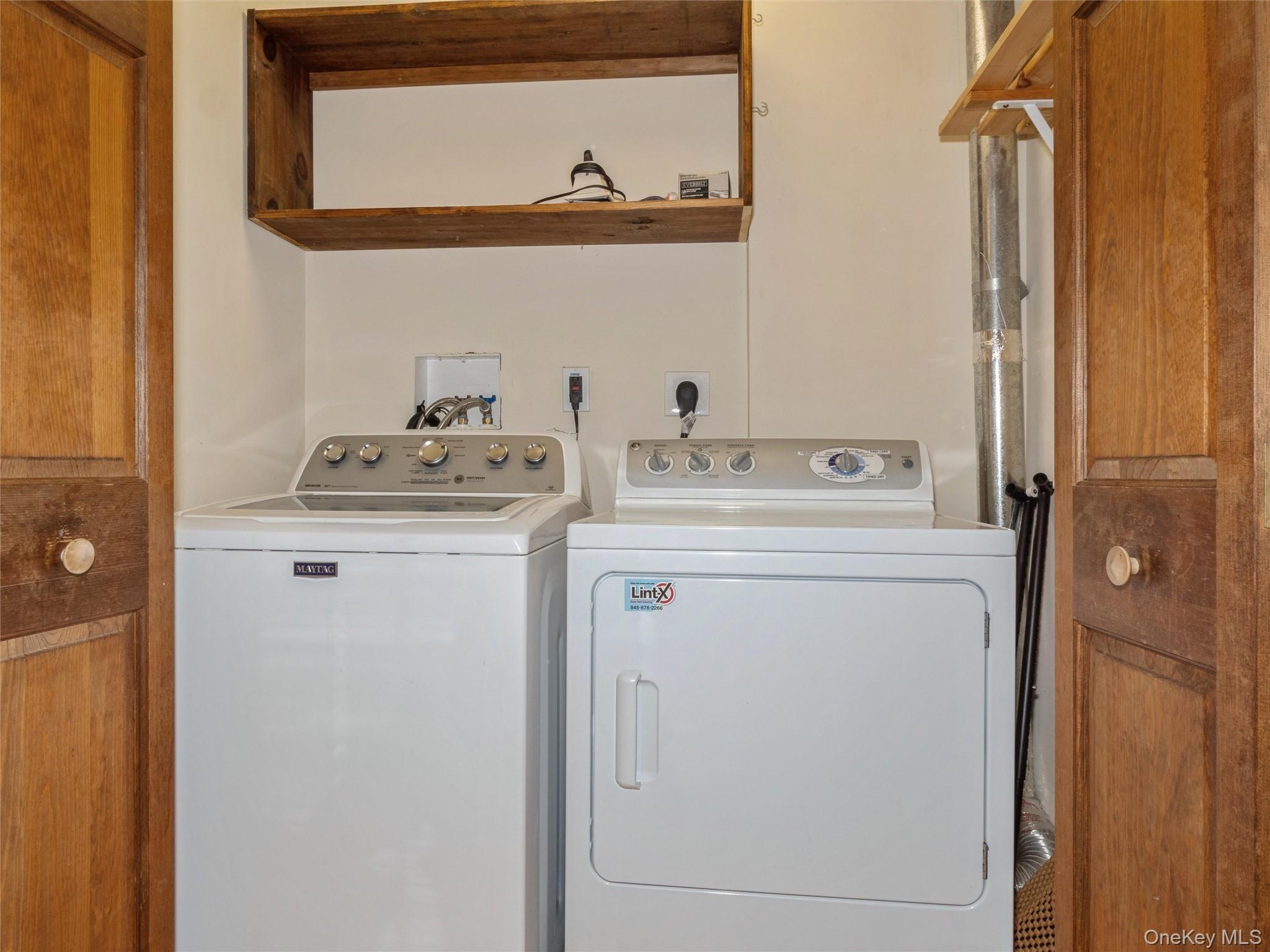 43 Aveonis Court Fishkill, NY 12524 - Photo 22 of 37 Washer and dryer are on the 2nd level