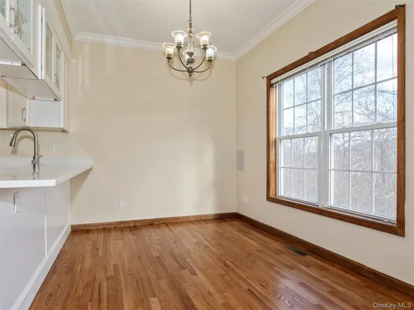 $499,000 | 43 Aveonis Court, Fishkill, NY 12524