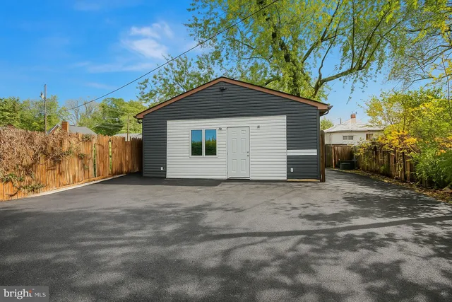 $440,000 | 103 Pennsylvania Avenue, Frederick, MD 21701