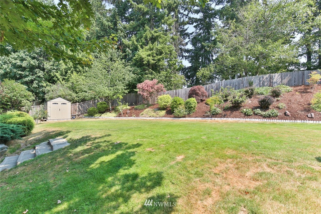 3426 201st Place Southeast Bothell, WA 98012 - Photo 16 of 19