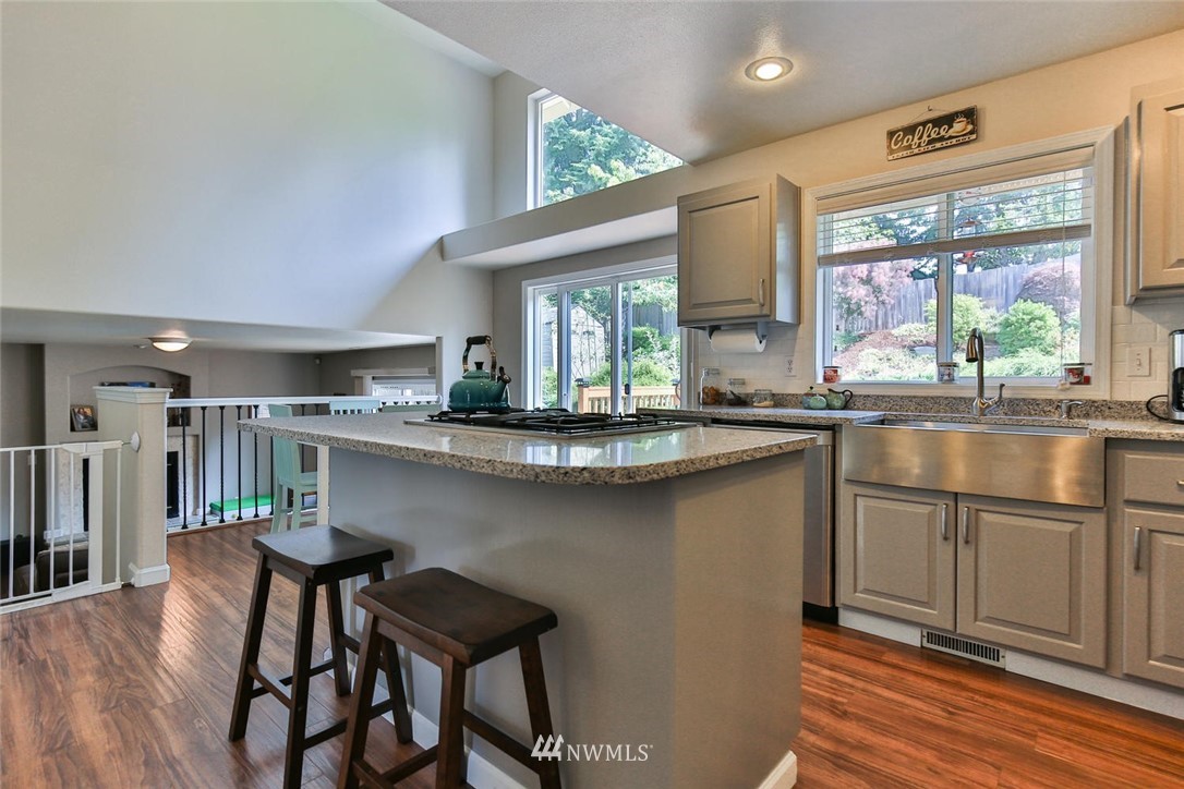 3426 201st Place Southeast Bothell, WA 98012 - Photo 6 of 19
