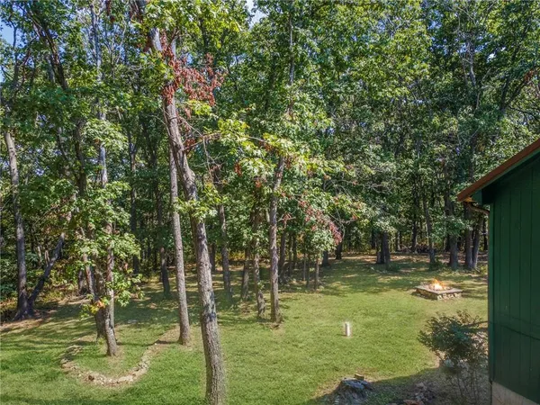 $389,900 | 26690 Oakwood Lane, Clinton, MO 64735