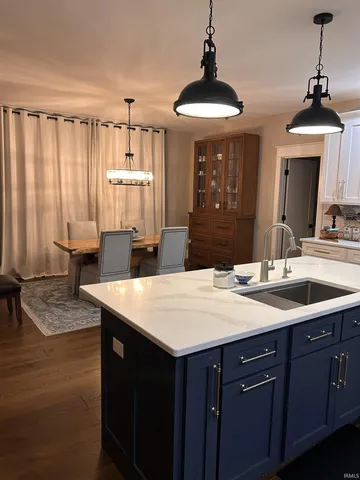 $824,900 | 7515 Lauren Drive, Evansville, IN 47725