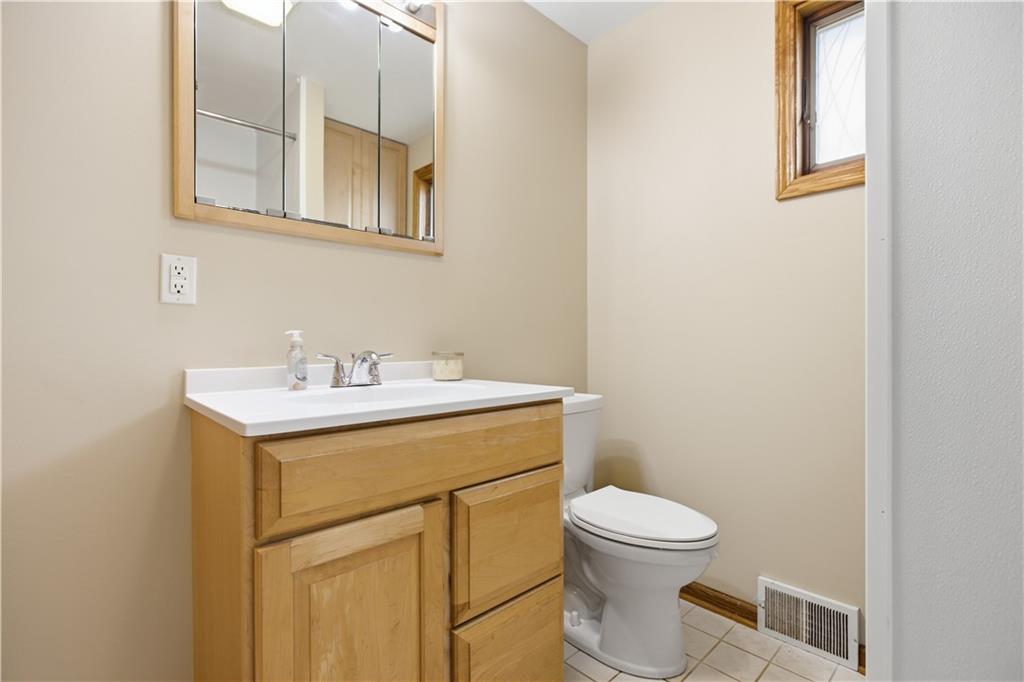 1284 Walnut Street Monaca, PA 15061 - Photo 20 of 35 Gallery Image 20