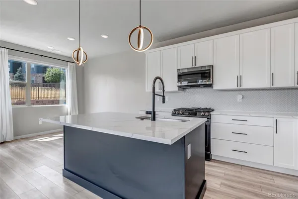 $720,000 | 4083 South Teller Street, Lakewood, CO 80235