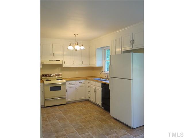 1504 Old Maple Drive Raleigh, NC 27610 - Photo 4 of 20 Kitchen
