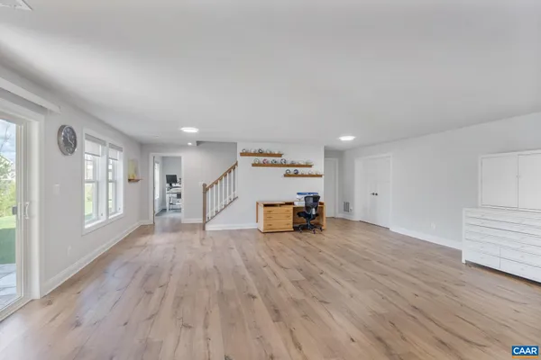 $759,900 | 11 Persimmon Way, Zion Crossroads, VA 22942