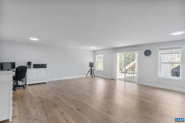 $759,900 | 11 Persimmon Way, Zion Crossroads, VA 22942