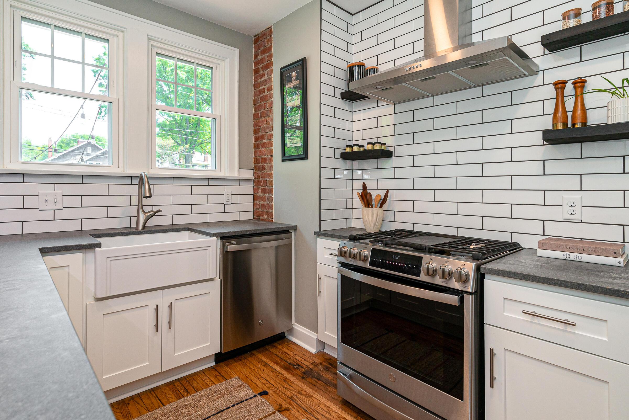 54 Winthrop Road Columbus, OH 43214 - Photo 14 of 44 Kitchen